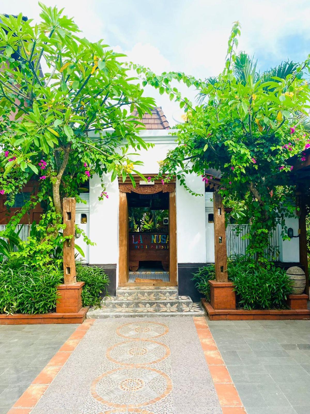 La Nusa Penida Homestay By Bijak Toyapakeh Buitenkant foto
